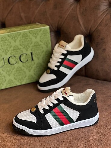 37 Beden çeşitli Renk Gucci