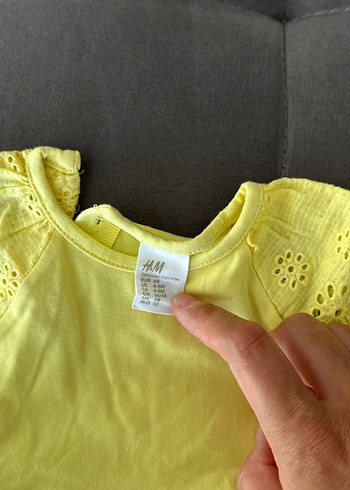 H&M Sarı Nakışlı Kız Bebek Elbisesi