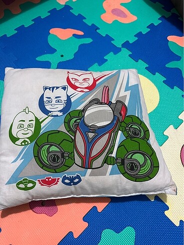 Taç Pjmask yastık