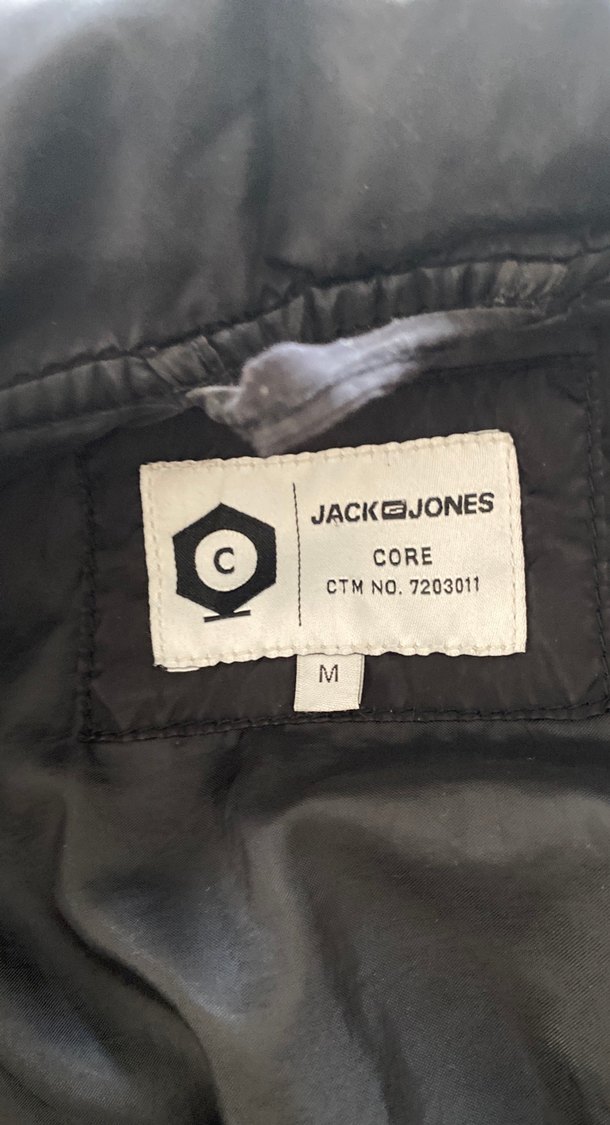 Düğmeli Siyah Erkek Kapitone Ceket - Görsel 4