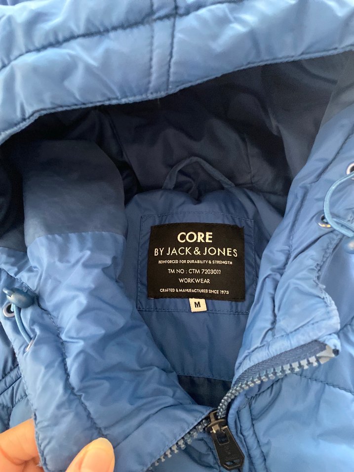 Kapüşonlu erkek mont - Görsel 4