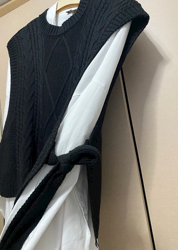 Siyah Örgü Yüksek Yakalı Kadın Süveter - Görsel 2