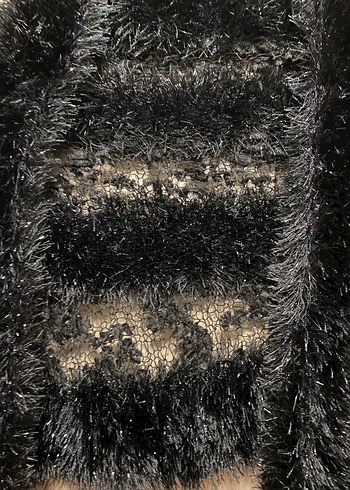 Siyah Kürklü Kadın Örgü Şal - Görsel 4