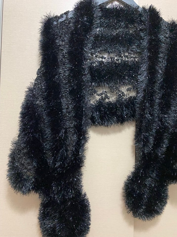 Siyah Kürklü Kadın Örgü Şal - Görsel 2