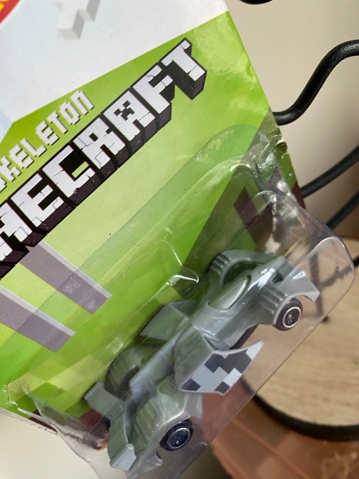 Minecraft Skeleton Gri Oyuncak Araba - Görsel 3