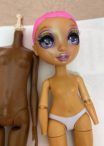  Beden Renk Barbie Çeşitli Ten Renklerinde Bebek Seti