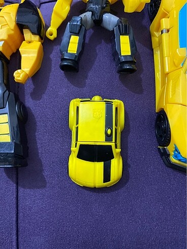  Beden TRANSFORMERS BUMBELBEE SET
