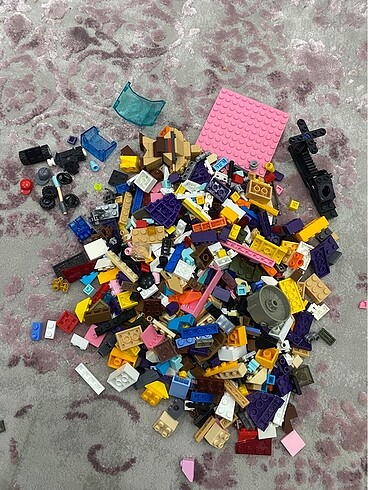 Mega Lego parçaları