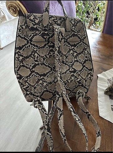 Stradivarius Sırt çantası