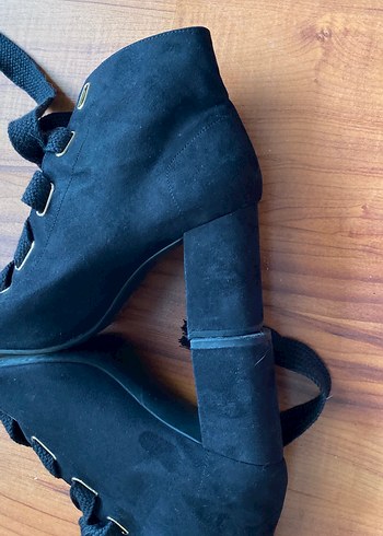 Siyah süet Kalın Bağcıklı kadın Ayakkabısı - Görsel 3