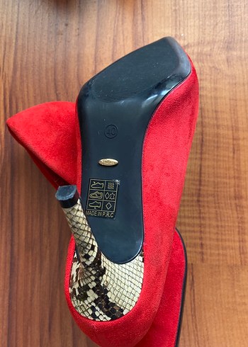 Kırmızı Süet Dolgu Topuklu Stiletto - Görsel 3