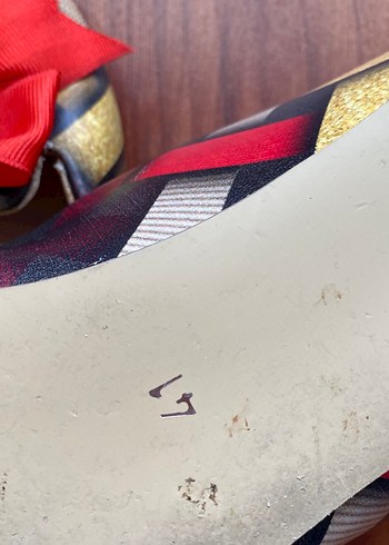 Fiyonklu Çok Renkli Blok Topuklu Kadın Babet - Görsel 2