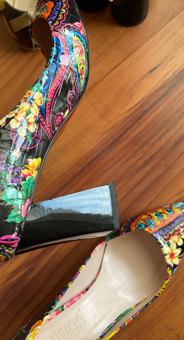 Renkli Desenli Stiletto Kadın Ayakkabı - Görsel 4