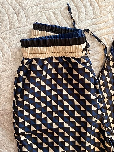 Desenli pantolon - Görsel 2