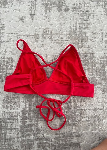 Trendyol & Milla Kırmızı üçgen Bikini Üstü
