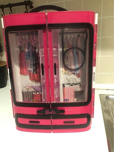 Barbie gardrop
