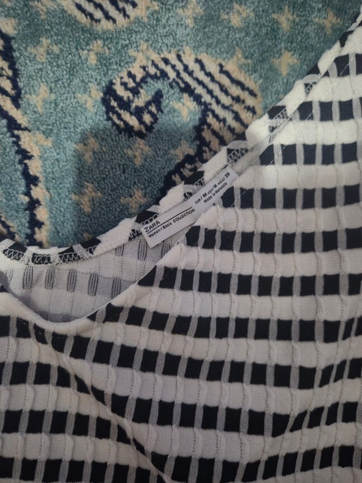 Zara Beyaz Siyah Desenli üst - Görsel 2