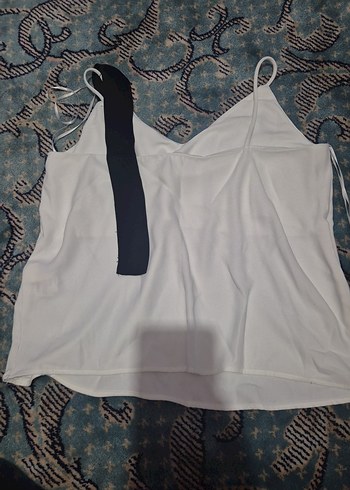 Tokalı Beyaz Mini Askılı Bluz - Görsel 3