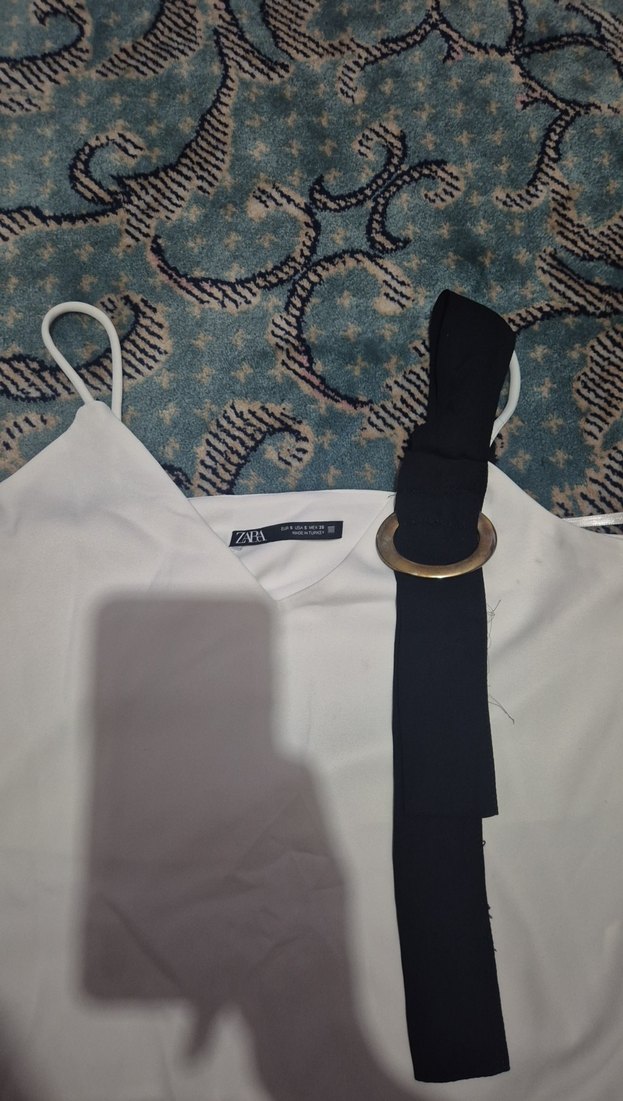 Tokalı Beyaz Mini Askılı Bluz - Görsel 2