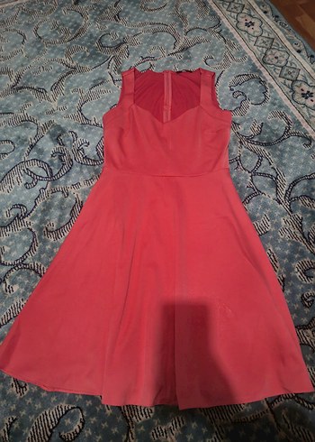 Nar Çiçeği Kalp Yakalı Midi Kolsuz Elbise - Görsel 2