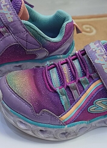 30 Beden Skechers cocuk ayakkabisi