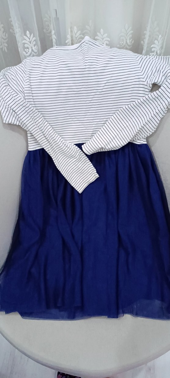 Çiçek Nakışlı Mavi Uzun Kollu Kız Elbisesi - Görsel 4