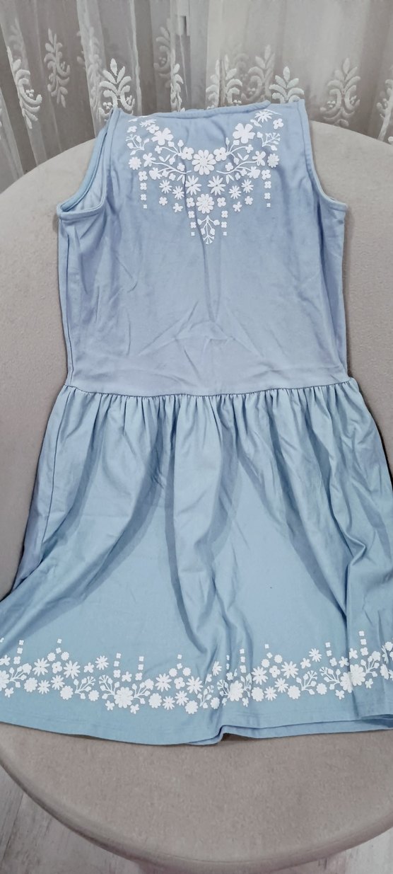 Mavi Nakışlı Kolsuz Kız Elbisesi - Görsel 4