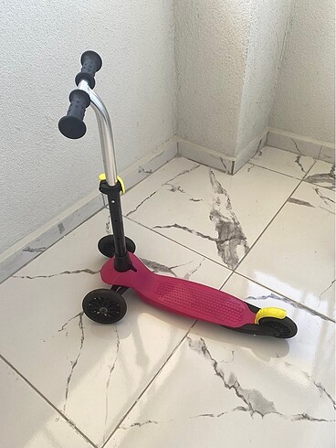 Decathlon Scooter