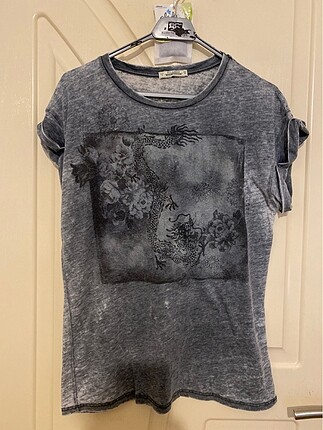 Gri tshirt