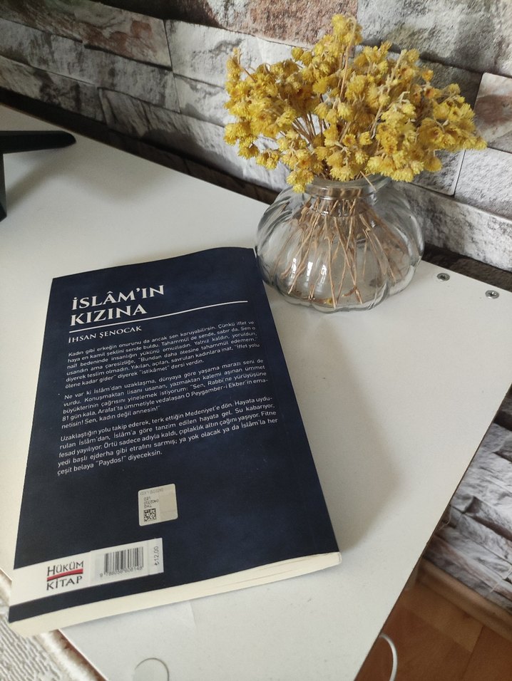 İslam'ın Kızına - İhsan Şenocak - Görsel 2