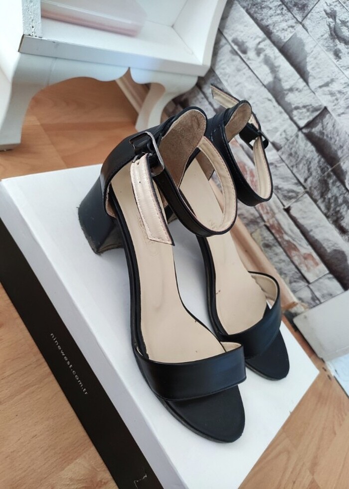 Topuklu sandalet - Görsel 4