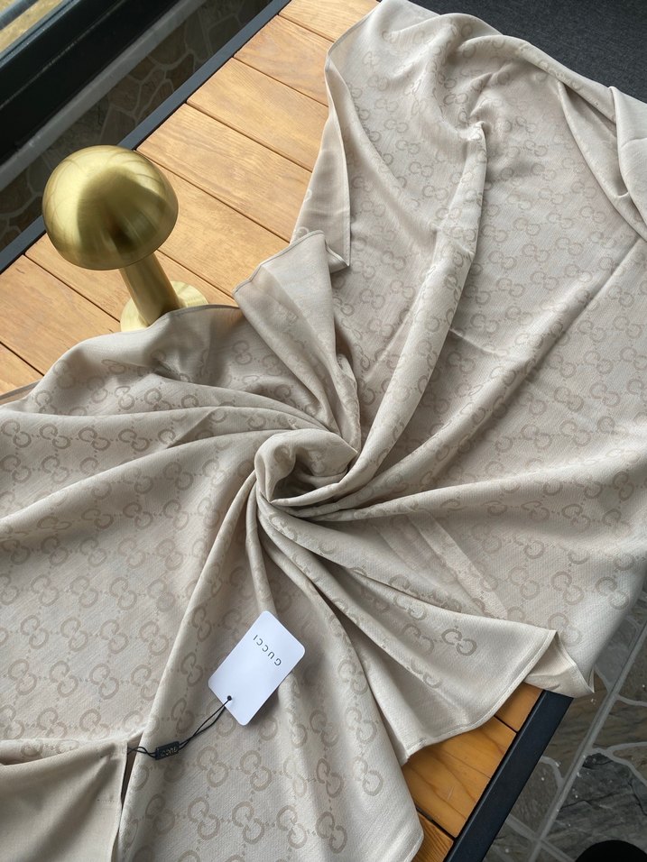 Kadın Gri İpek Görünümlü Salaş Şal - Görsel 2