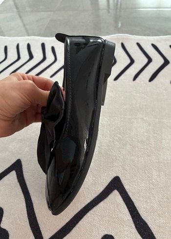 Siyah Fiyonk Detaylı Kız Çocuk Babet - Görsel 5