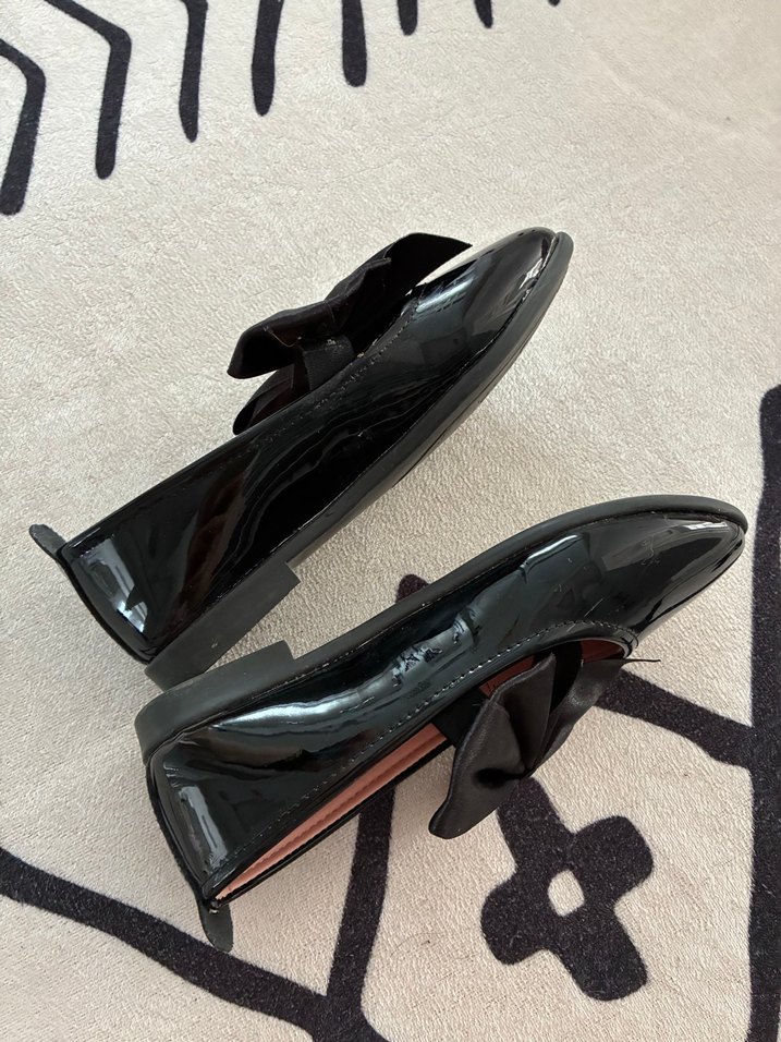 Siyah Fiyonk Detaylı Kız Çocuk Babet - Görsel 4