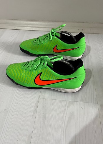 44 Beden Orijinal nike halısa