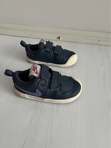 25 Beden lacivert Renk Orijinal nike