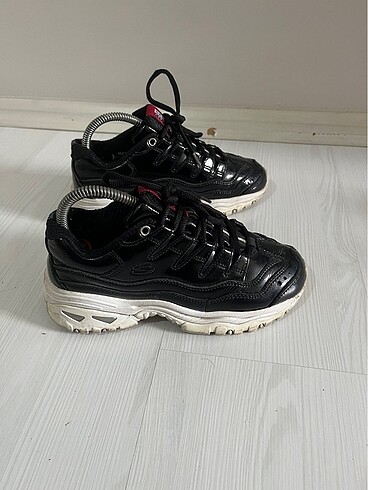 36 Beden siyah Renk Orijinal skechers