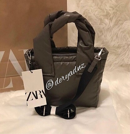 Zara Kapitone Askılı Çanta