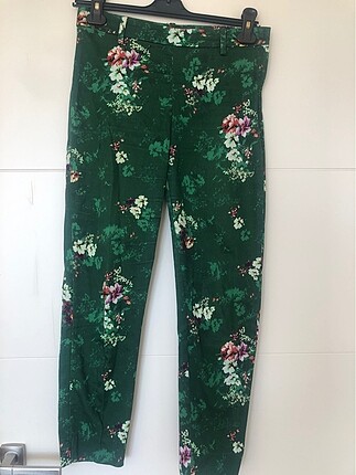 Çiçekli kumaş pantolon