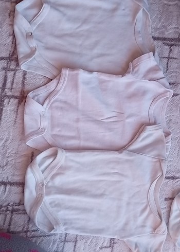 6 adet 0-3 ay çıtçıtlı body