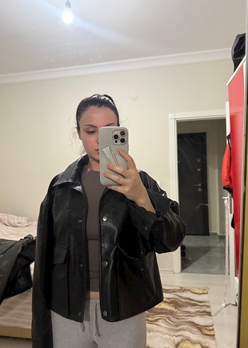 Siyah pull and bear kadın  Deri Ceket - Görsel 5