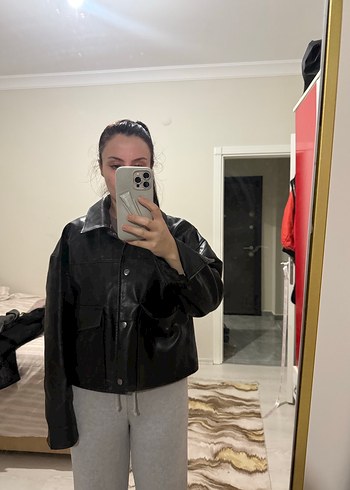Siyah pull and bear kadın  Deri Ceket - Görsel 4