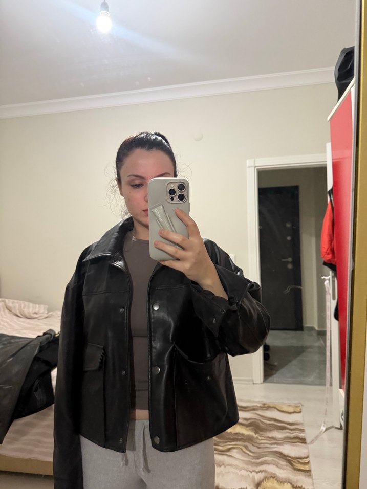 Siyah pull and bear kadın  Deri Ceket - Görsel 5