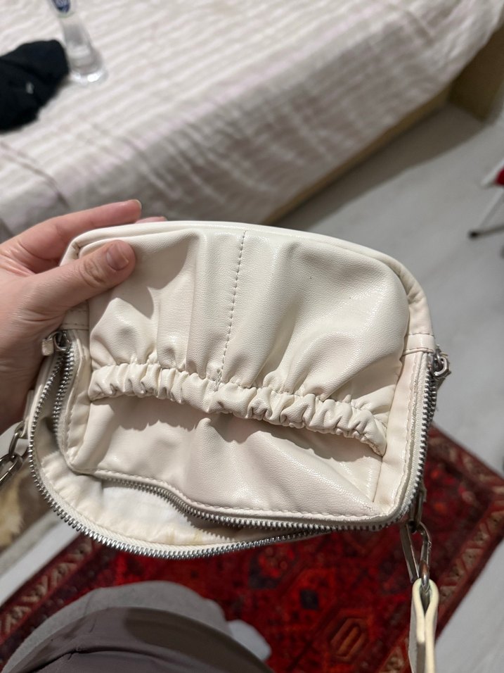 Krem kadın bershka çanta - Görsel 2