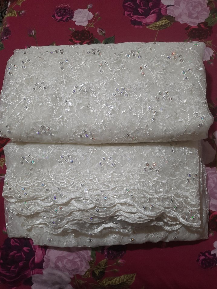 Ekru Parlak pul İşlemeli Beyaz Perde - Görsel 3