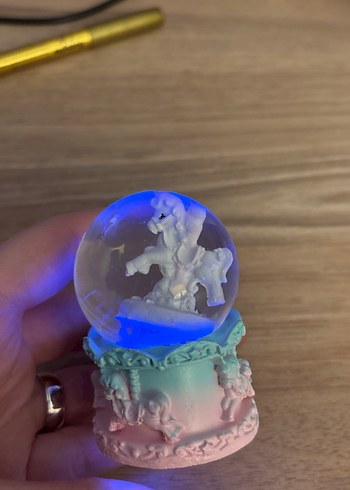 Beyaz Unicornlu Pastel Kar Küresi - Görsel 6