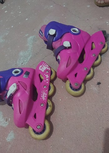 Pembe kız çocuk Pateni