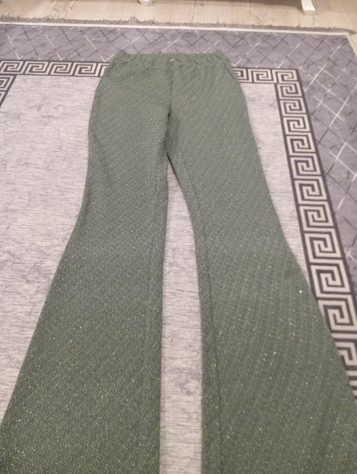 Gri Kadın Pilili Uzun Kumaş Pantolon - Görsel 3