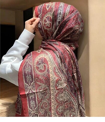 Bordo etnik desenli şal