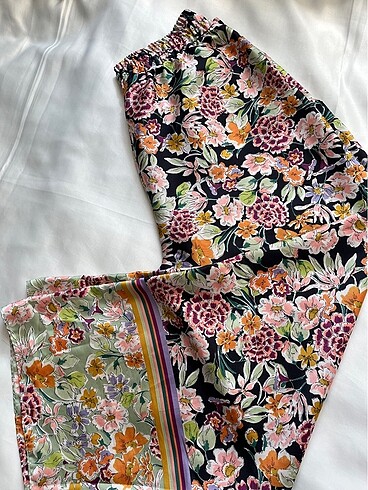 Çiçekli pantolon - Görsel 5